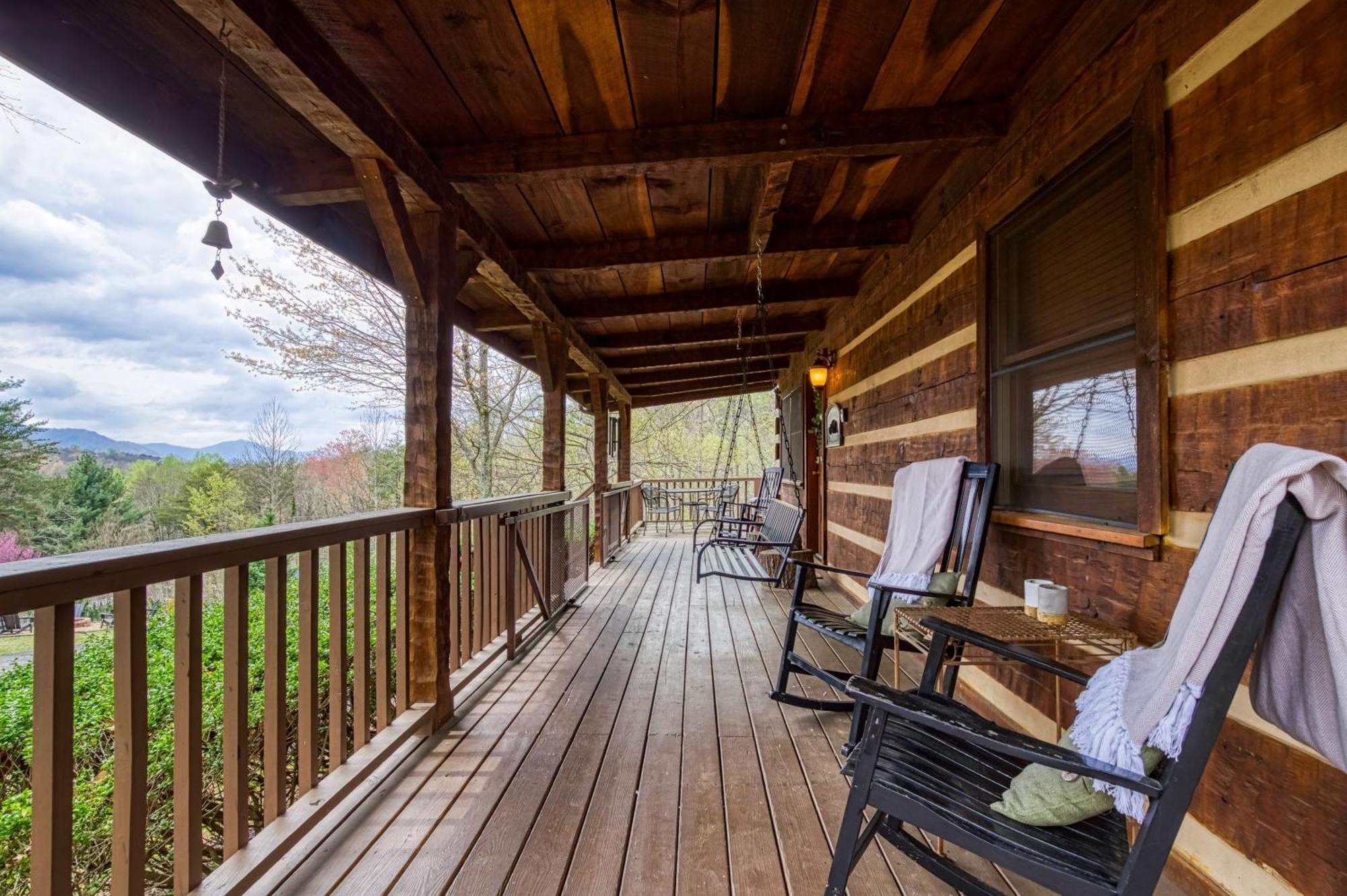 Fantastic Pet Friendly Cabin, Hot Tub, Fire Pit Sevierville Exterior foto
